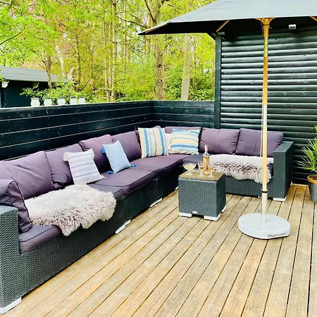 Nature Gem With Charm Near Heatherhill Semesterbostad *