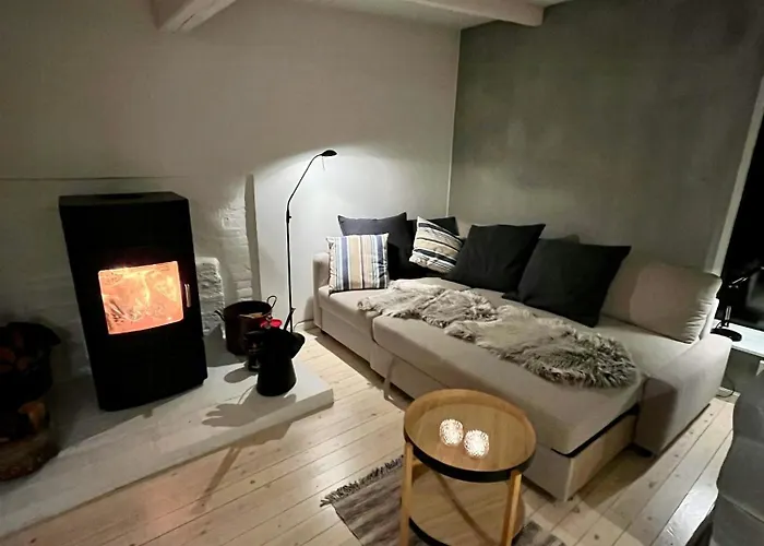 Nature Gem With Charm Near Heatherhill Rageleje